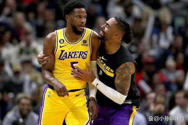 西亚卡姆官方宣布最后时刻胜出新规，雄鹿引发争议！引发球迷热议(富兰克林隐藏女友厄休拉)-九游互动体验