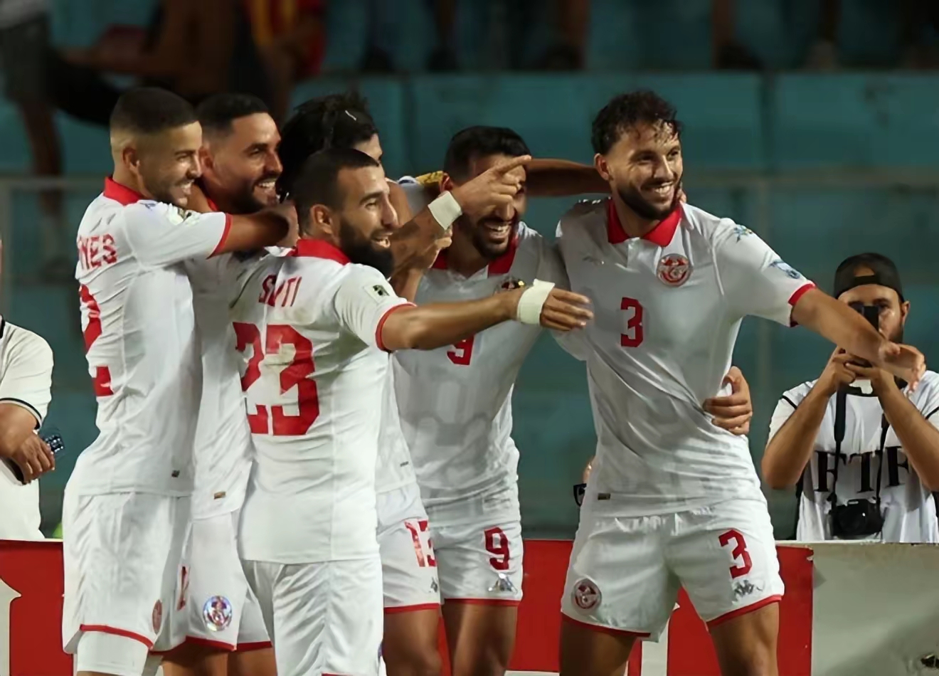 包含国际米兰迎国王杯关键赛,今晨复出首秀,质疑声仍在,身体对抗强度拉满的词条 包含国际米兰迎国王杯关键赛,今晨复出首秀,质疑声仍在,身体对抗强度拉满的词条